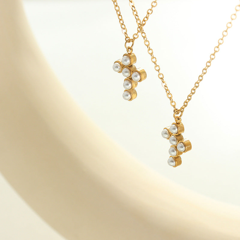 Halo Pearl Necklace