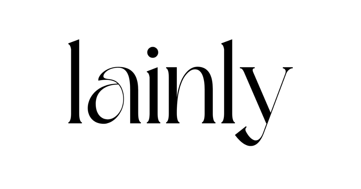 The picture lainly.com shows when its homepage is shared