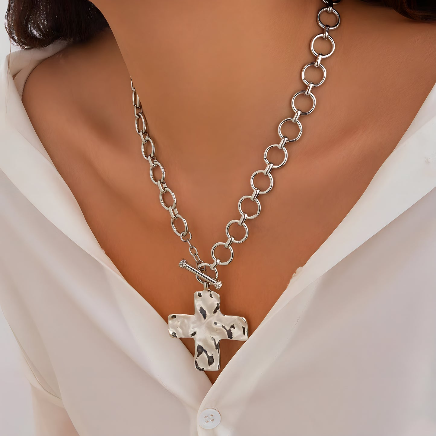 Chunky Cross Necklace in 18k gold and silver – bold statement Christian necklace for women by Lainly™